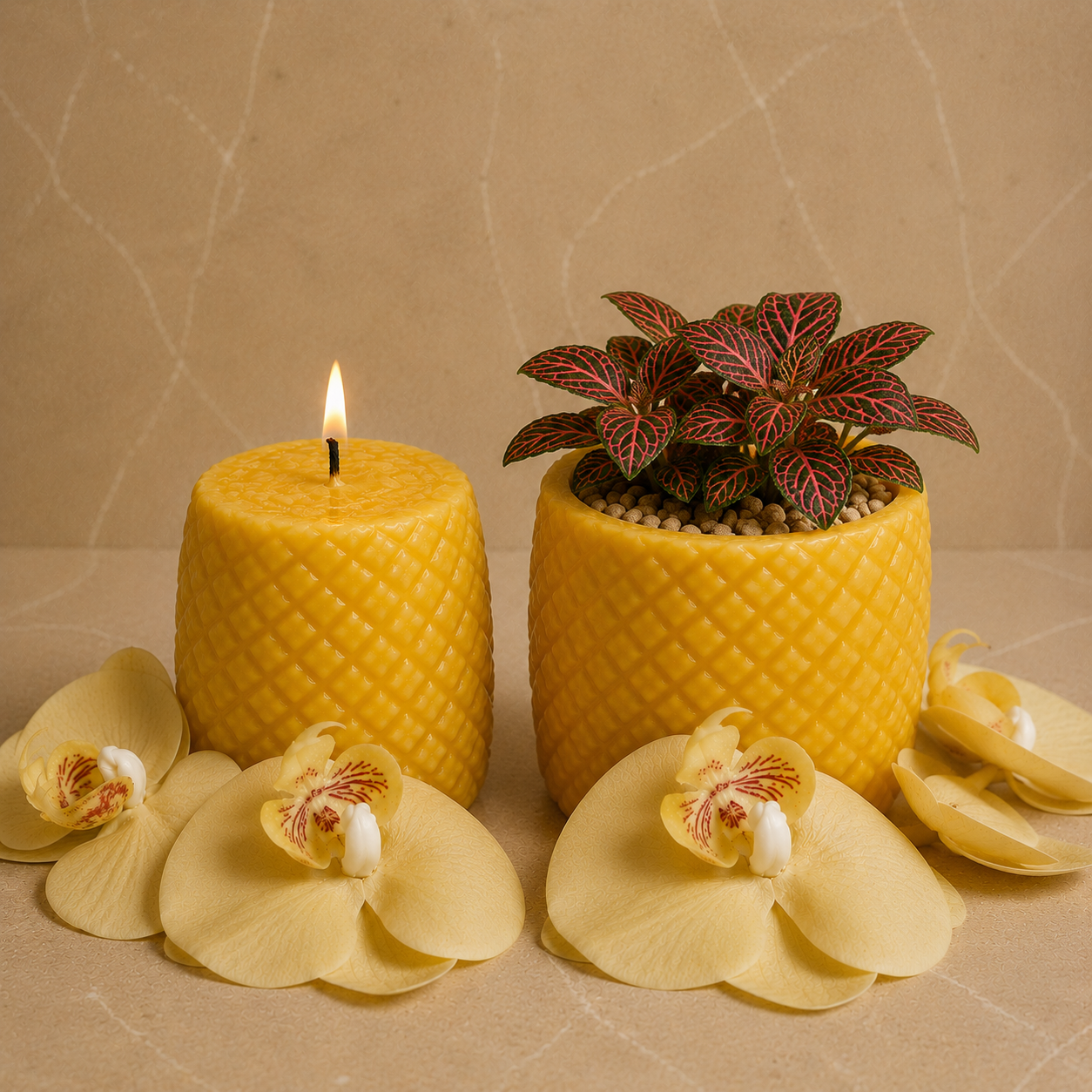 Palm Candle — Golden Bloom